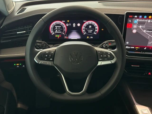 Volkswagen Passat 1.5 eTSI Business