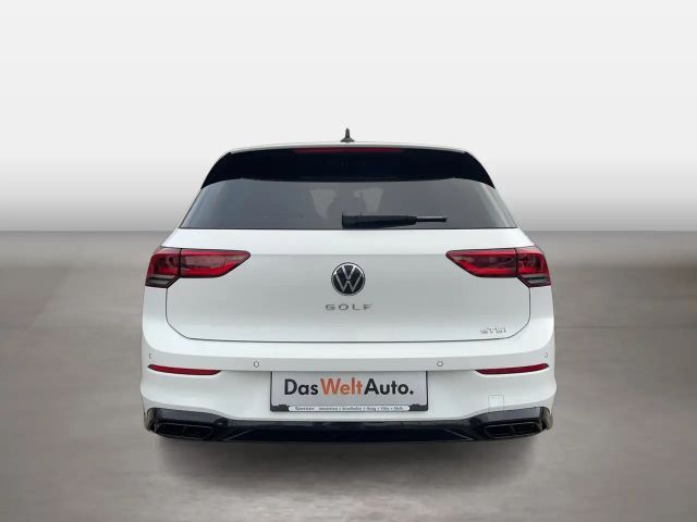 Volkswagen Golf DSG R-Line