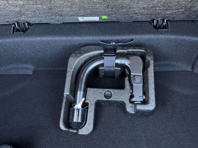 BMW 116 116i M-Sport Sedan