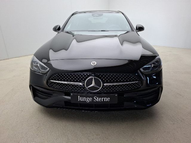 Mercedes-Benz C 200 Sedan