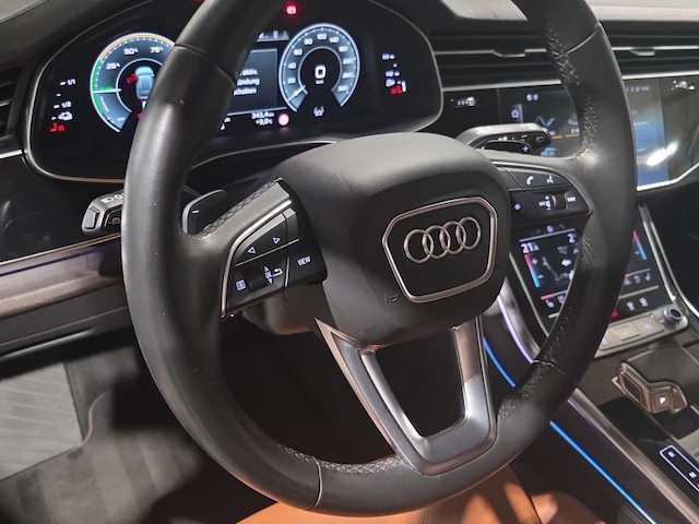 Audi Q8 55 TFSI Hybride Quattro