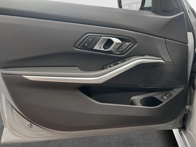 BMW 320 320i Touring