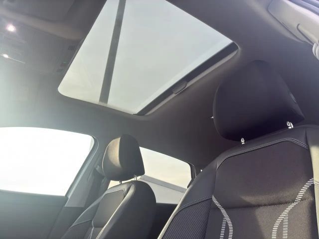 Volkswagen Taigo 1.5 TSI DSG Style