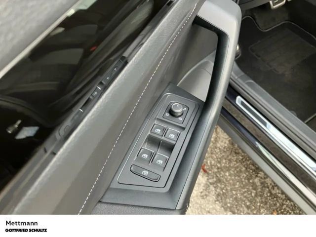 Volkswagen T-Roc 1.5 TSI DSG R-Line