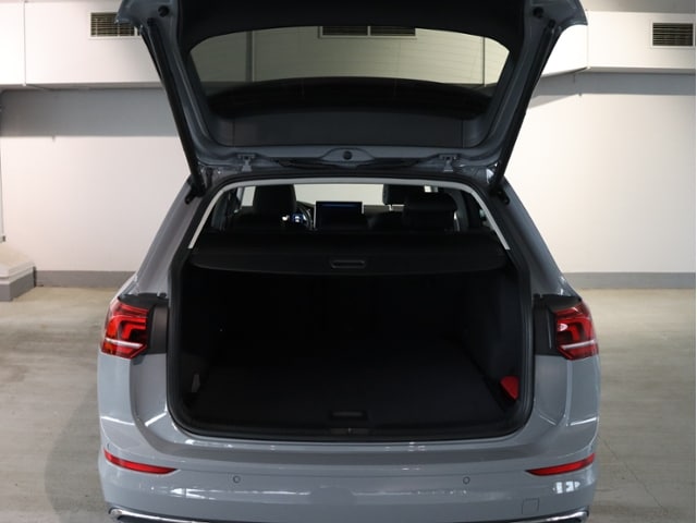 Volkswagen Golf 1.5 eTSI DSG Golf VIII Variant