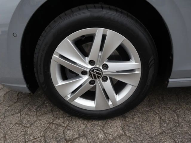 Volkswagen Golf 1.0 TSI Life Variant