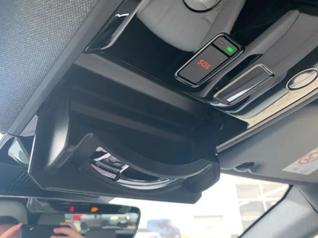 Renault Espace Hybrid Iconic