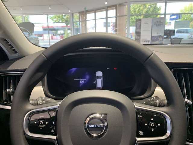 Volvo V90 Plus
