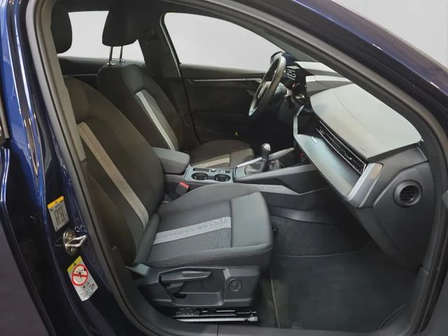 Audi A3 30 TDI Sedan