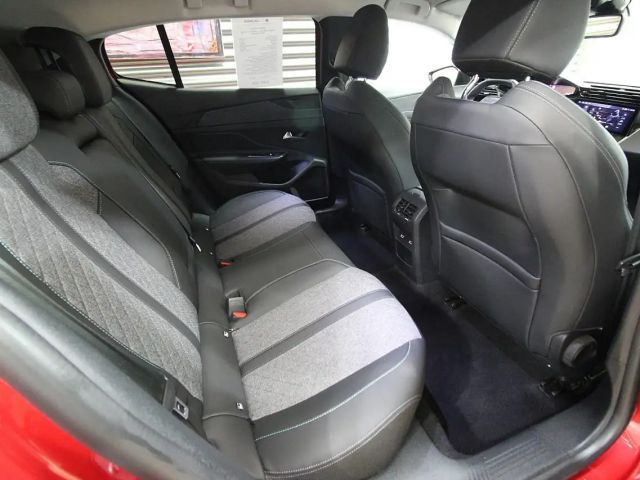 Peugeot 408 130 Allure Pack EAT8 PureTech