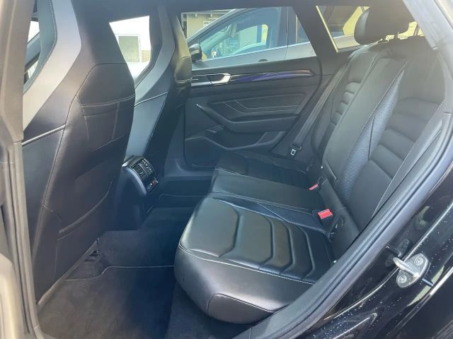 Volkswagen Arteon R-Line