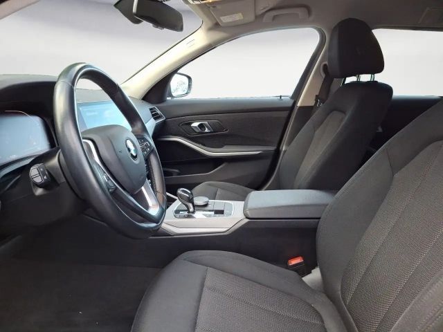 BMW 320 320d Touring xDrive