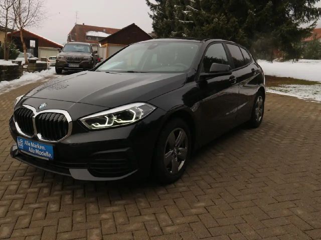 BMW 118 118i Advantage pakket Sedan