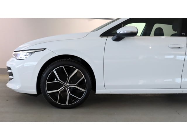 Volkswagen Golf 1.5 eTSI DSG Golf VIII