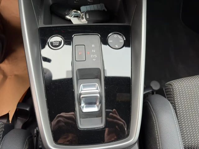 Audi A3 30 TFSI S-Line S-Tronic Sedan