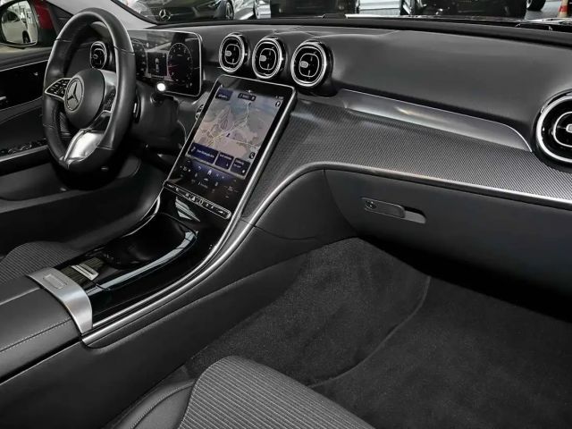 Mercedes-Benz C 180 Sedan