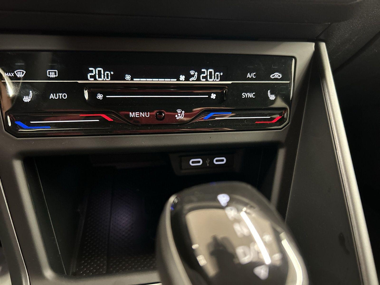 Volkswagen Taigo 1.0 TSI DSG R-Line