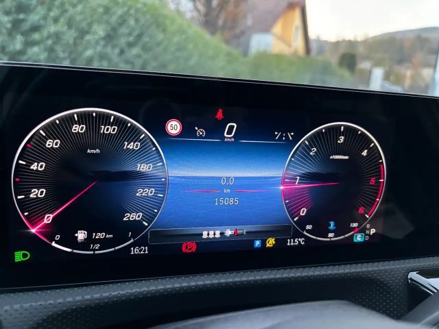 Mercedes-Benz A 180 A 180 d Progressive