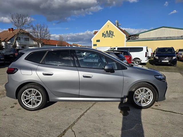 BMW 218 218d Active Tourer Sedan