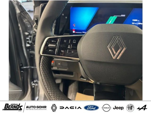 Renault Espace E-Tech Hybrid Techno