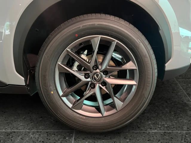 Lexus LBX Basic FWD Komfort