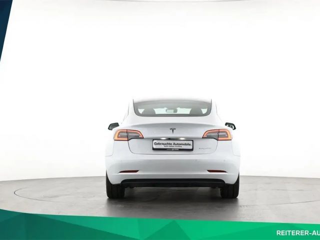 Tesla Model 3 AWD Long Range