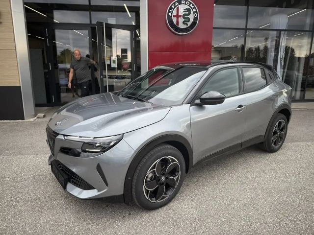 Alfa Romeo Junior Ibrida