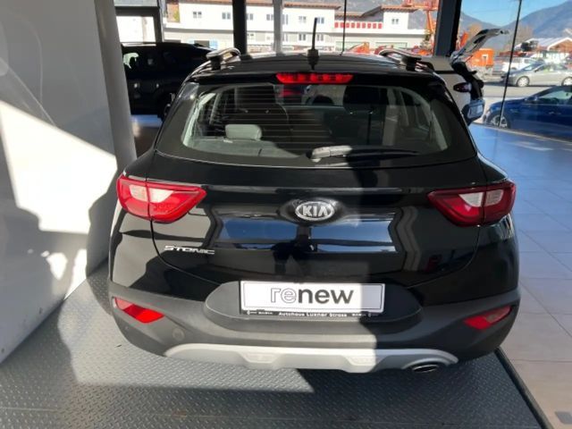 Kia Stonic Silber