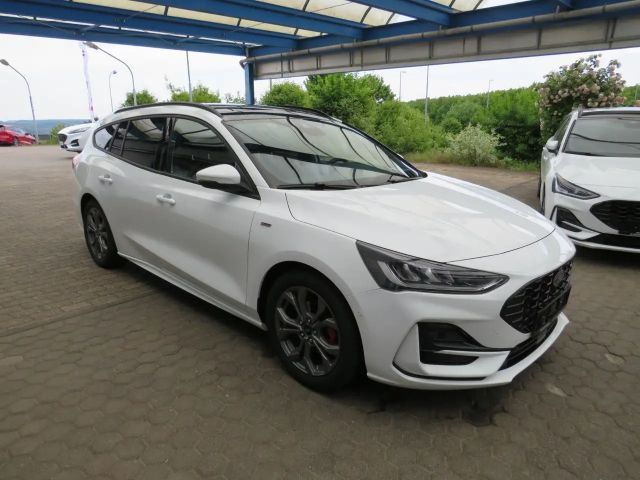 Ford Focus ST Line Wagon
