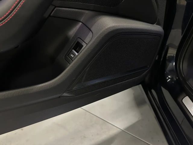 Audi S6 Avant Quattro