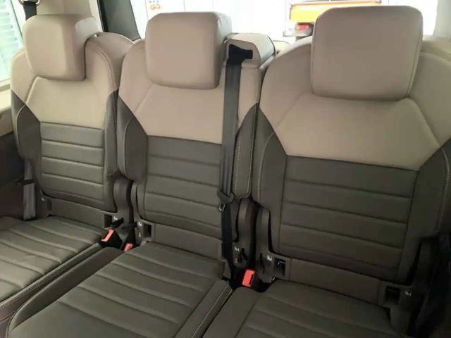 Volkswagen Multivan DSG Lang Life T7