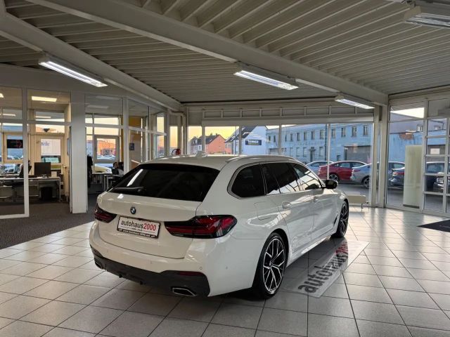 BMW 520 520d M-Sport xDrive