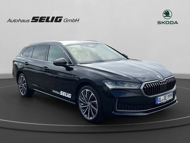 Skoda Superb Combi