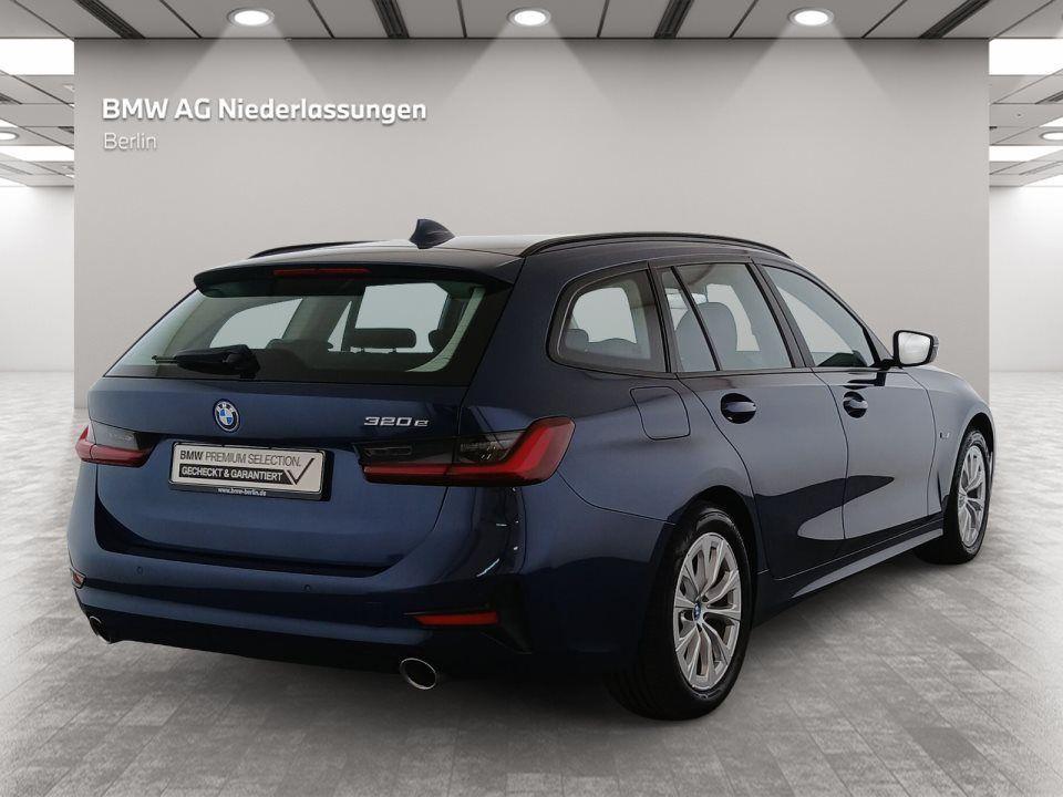 BMW 320 320e Touring