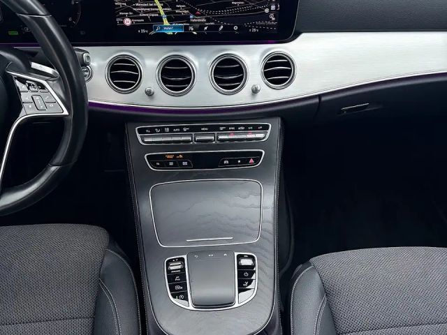 Mercedes-Benz E 220 4MATIC E 220 d Estate