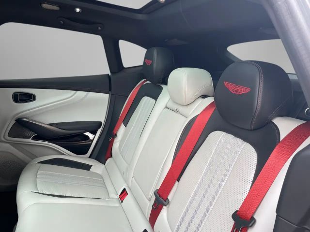 Aston Martin DBX 707 MY25