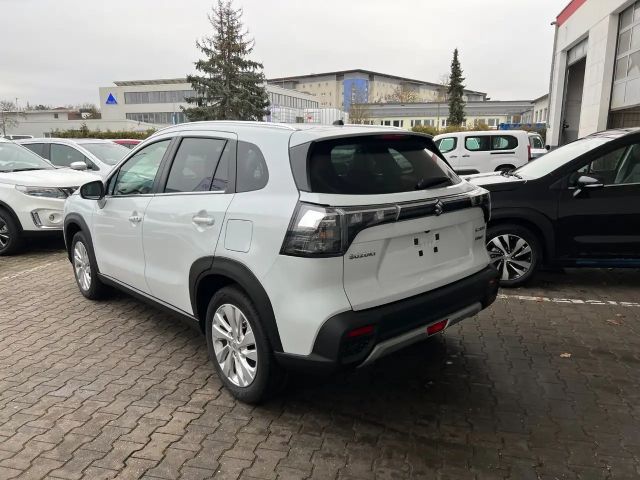 Suzuki S-Cross AllGrip Hybrid