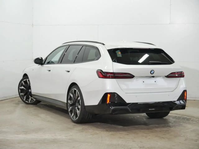 BMW 520 520d M-Sport Touring