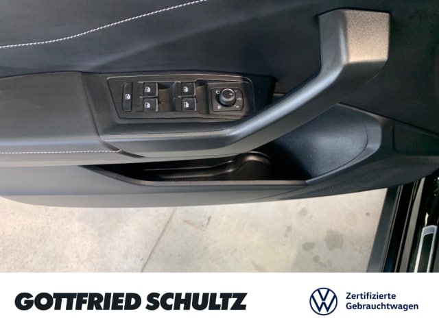 Volkswagen T-Roc T-Roc GOAL TSI SITZHEIZUNG EINPARKHILFE NAVI LED