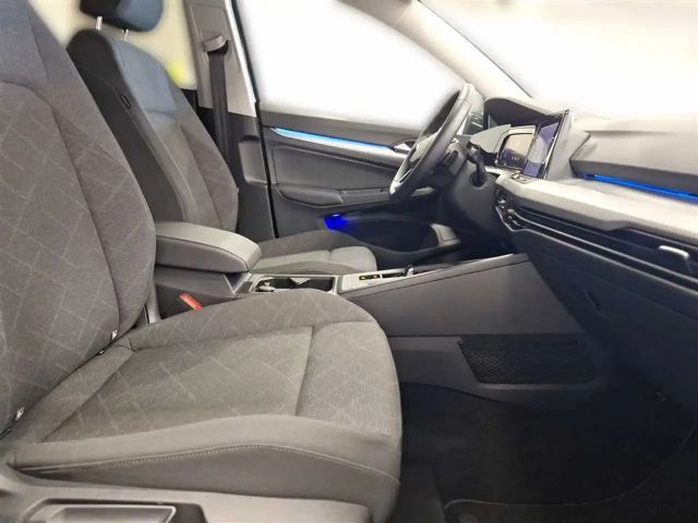 Volkswagen Golf 1.5 eTSI DSG Life