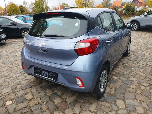Hyundai i10 1.0