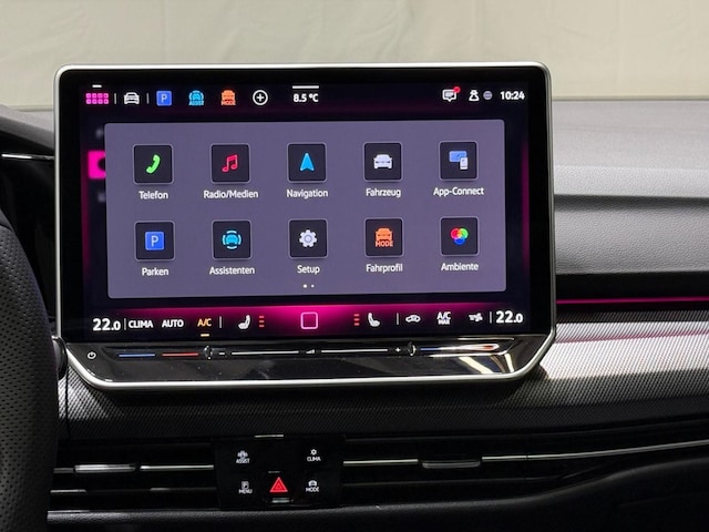 Volkswagen Golf 1.5 eTSI DSG R-Line