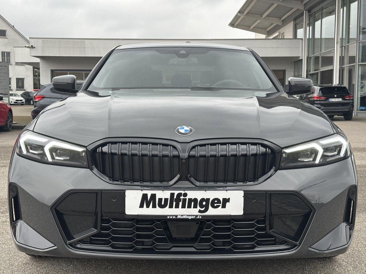 BMW 330 330i M-Sport Sedan xDrive