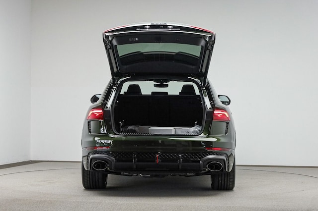 Audi RS Q8 Performance Quattro