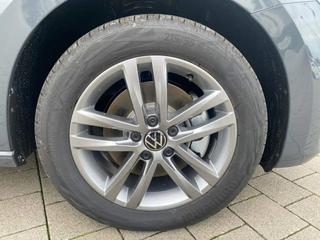 Volkswagen Touran 1.5 TSI DSG Plus