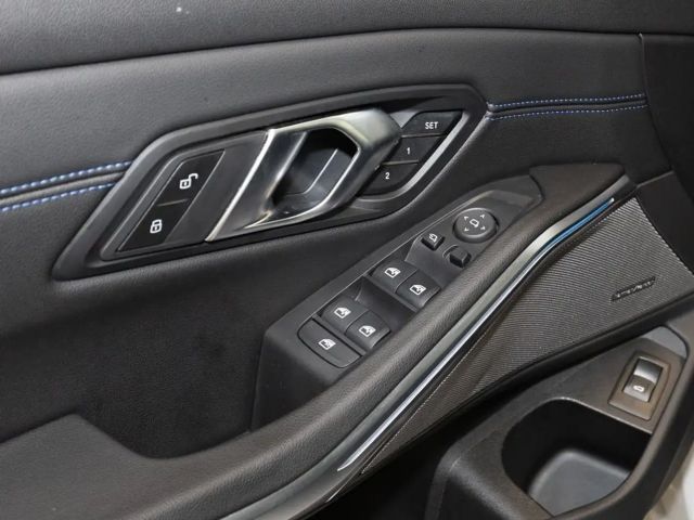 BMW 330 330i M-Sport Sedan