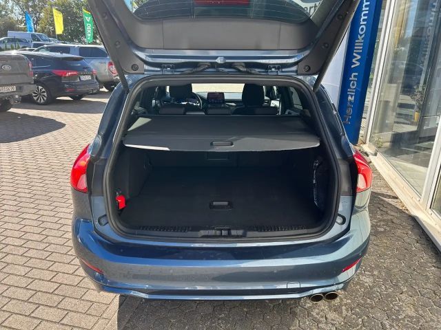 Ford Focus EcoBoost ST Line