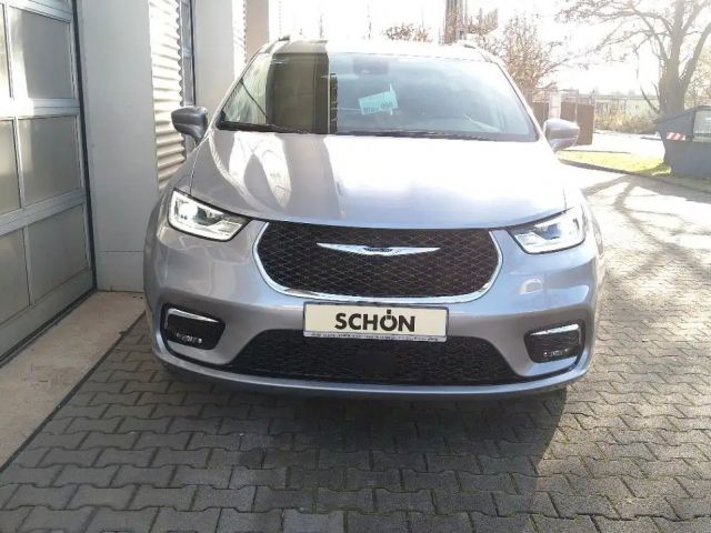 Chrysler Pacifica Touring