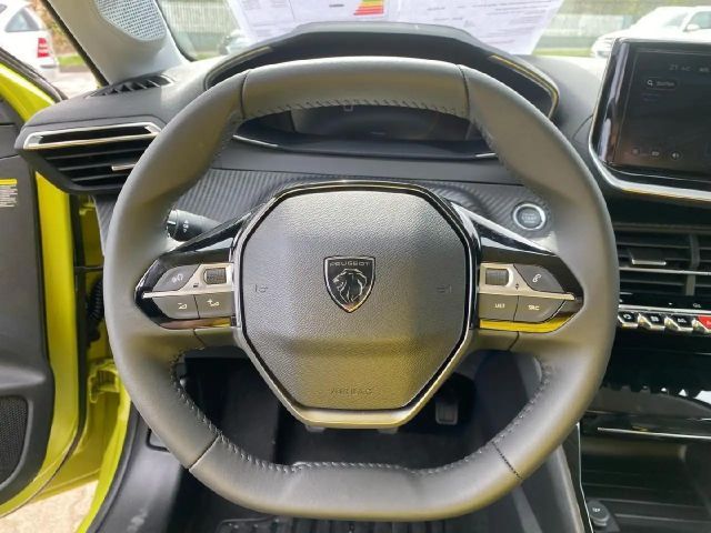 Peugeot 208 Allure Pack