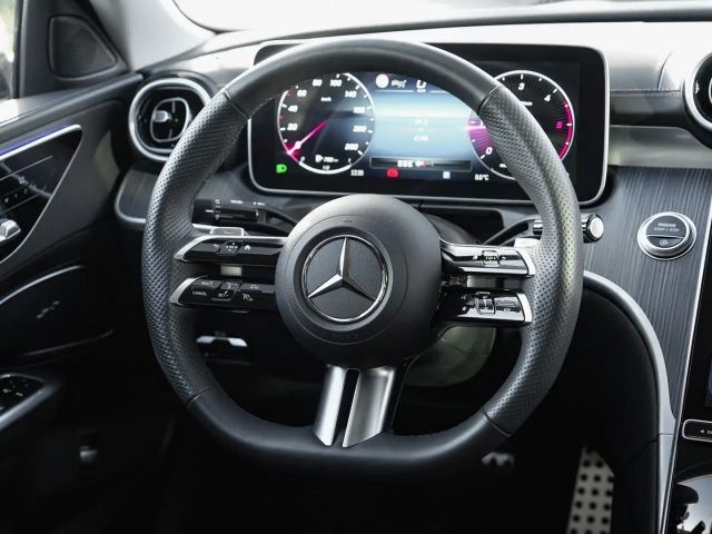 Mercedes-Benz C 220 AMG Line C 220 d Sedan